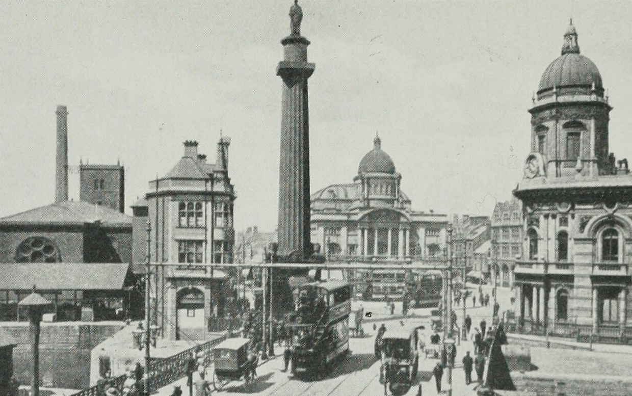 Wilberforce Monument in Hull